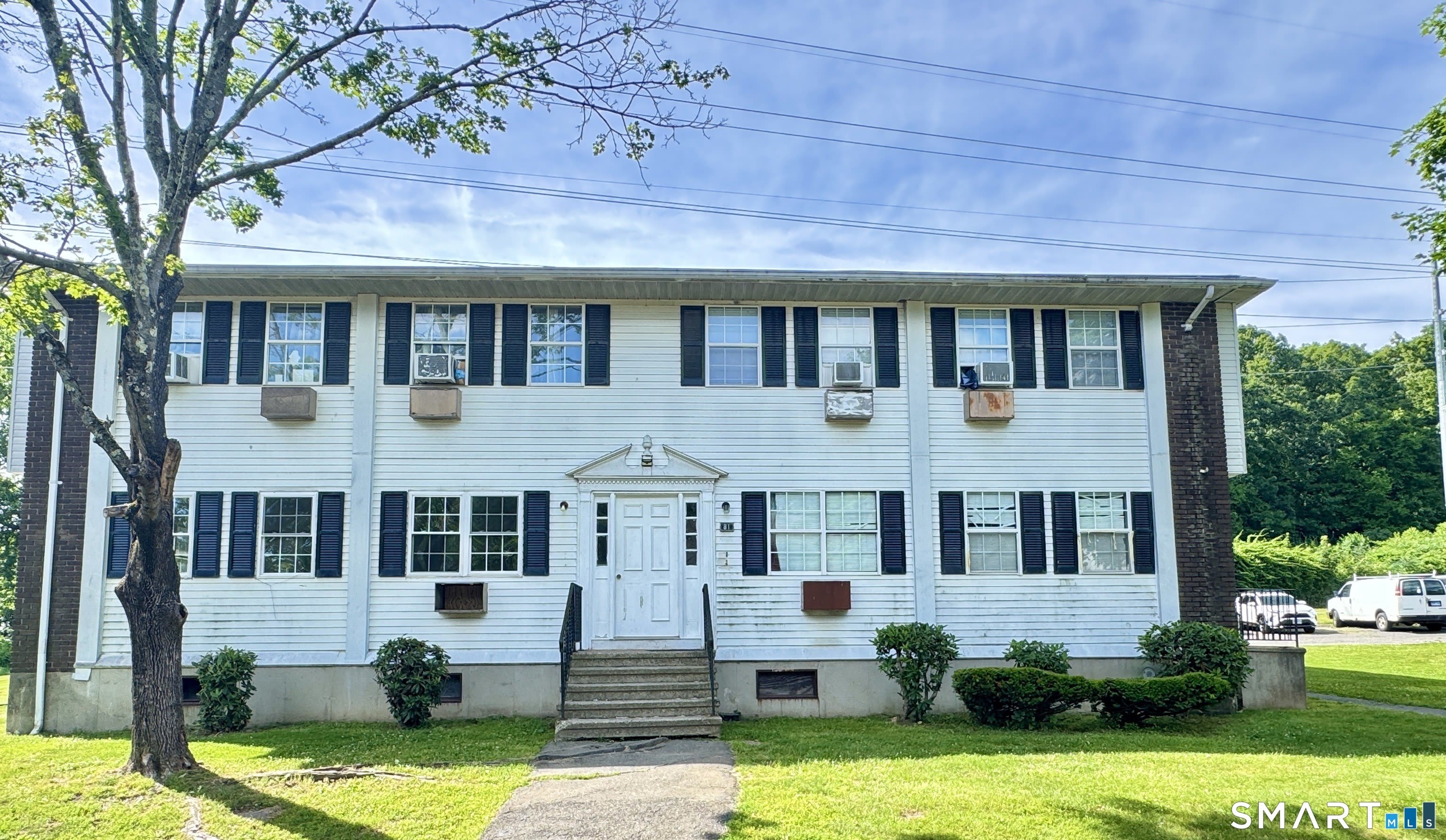81 Angel Drive – photo 1