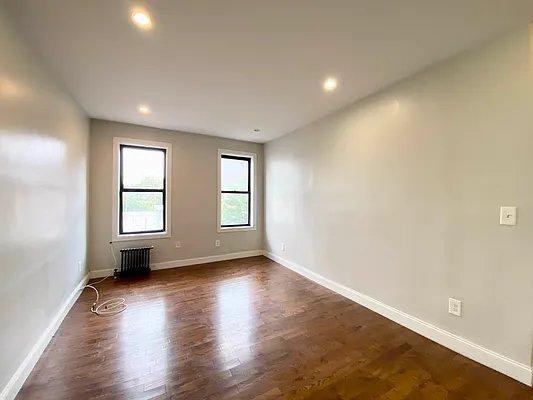 119 Post Avenue – photo 3