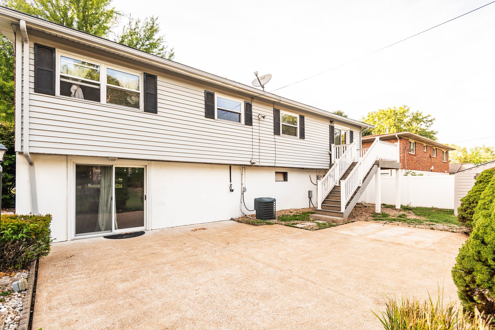 4283 Lions Chase Drive – photo 5