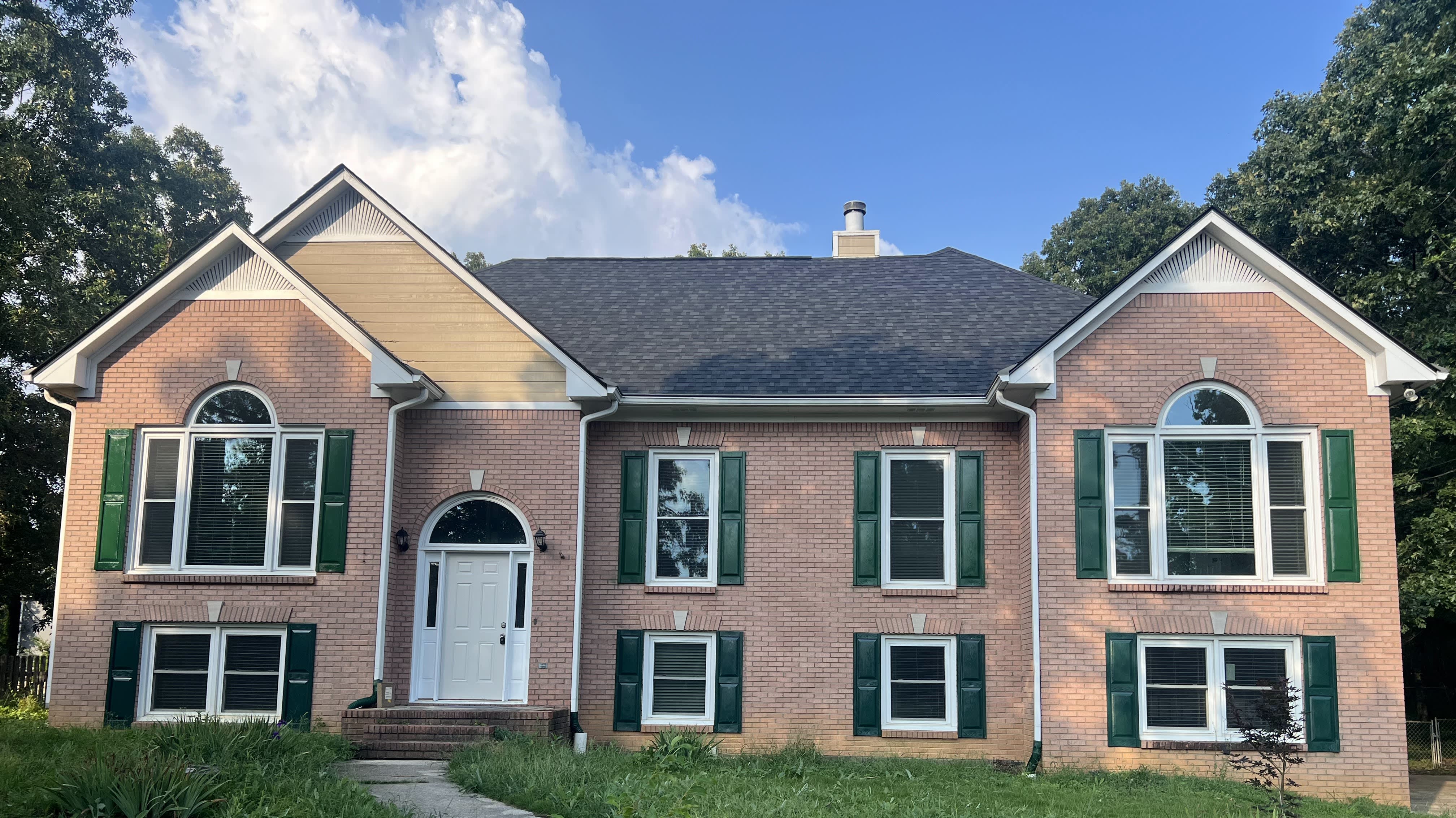 601 Southdale Cir – photo 1