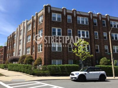 2045 Commonwealth Ave. – photo 3