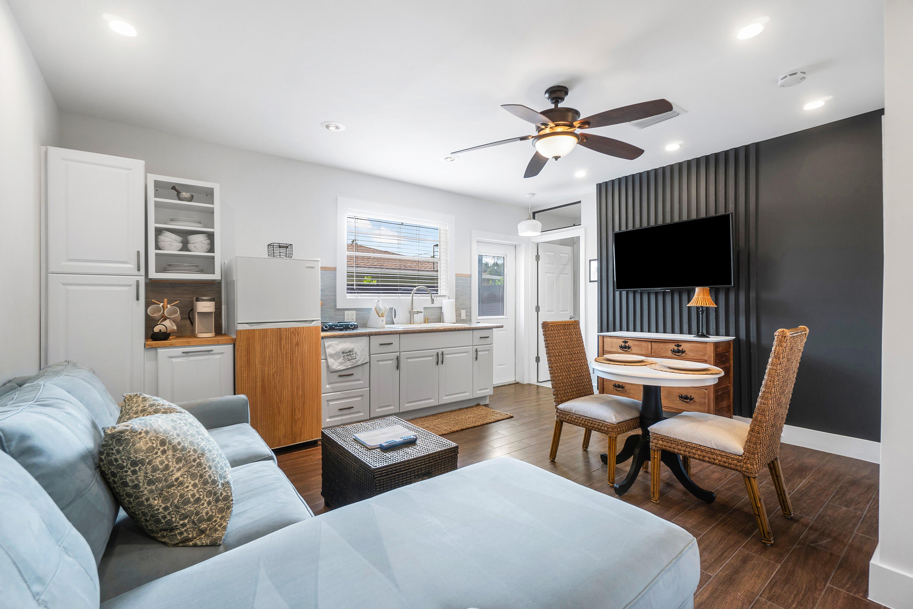 43 W Plumosa Lane – photo 1