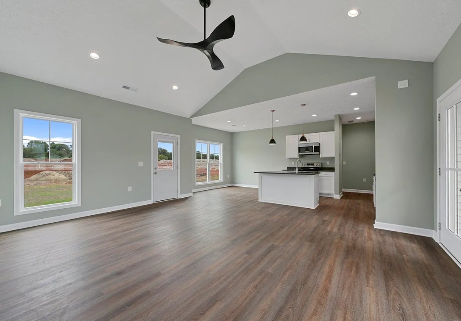 2583 Cedrus Avenue – photo 5