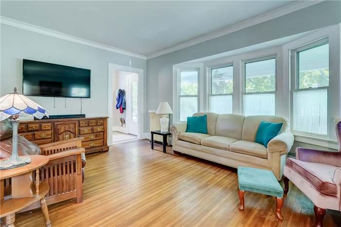 144 Deerfield Dr – photo 5