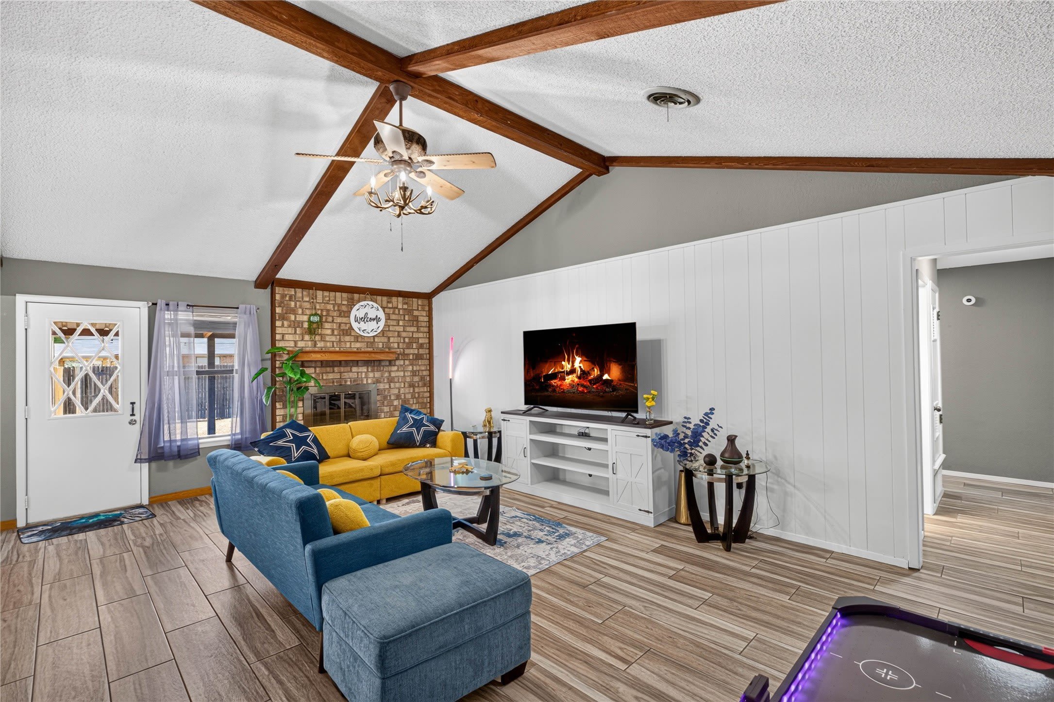 2317 Kerry Lane – photo 4