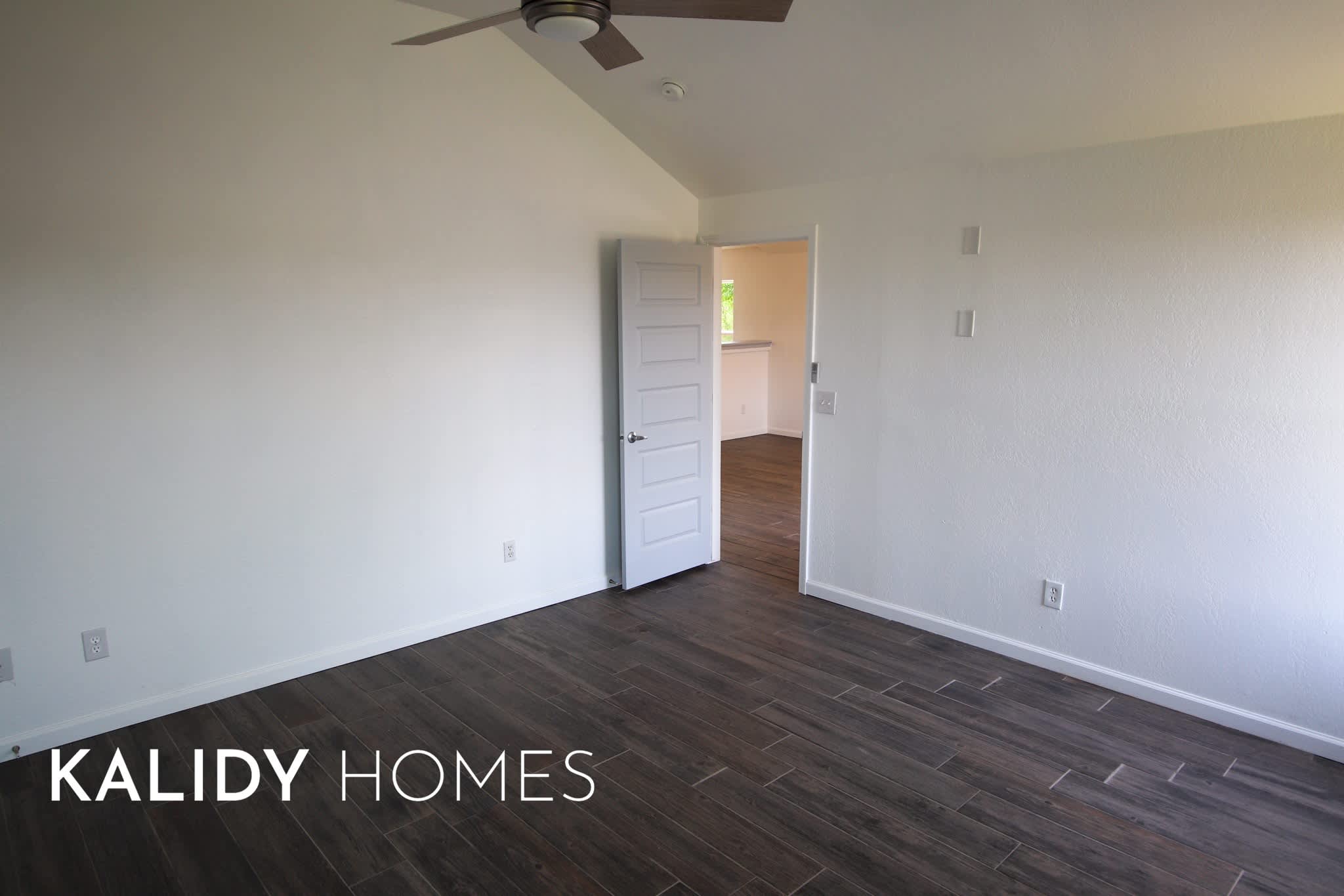 1400 Buena Vista Circle – photo 3
