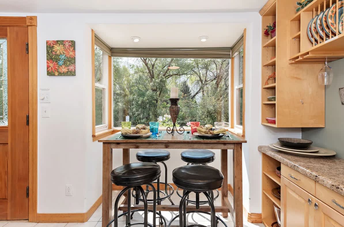 451 Mountain Shadow Drive – photo 2