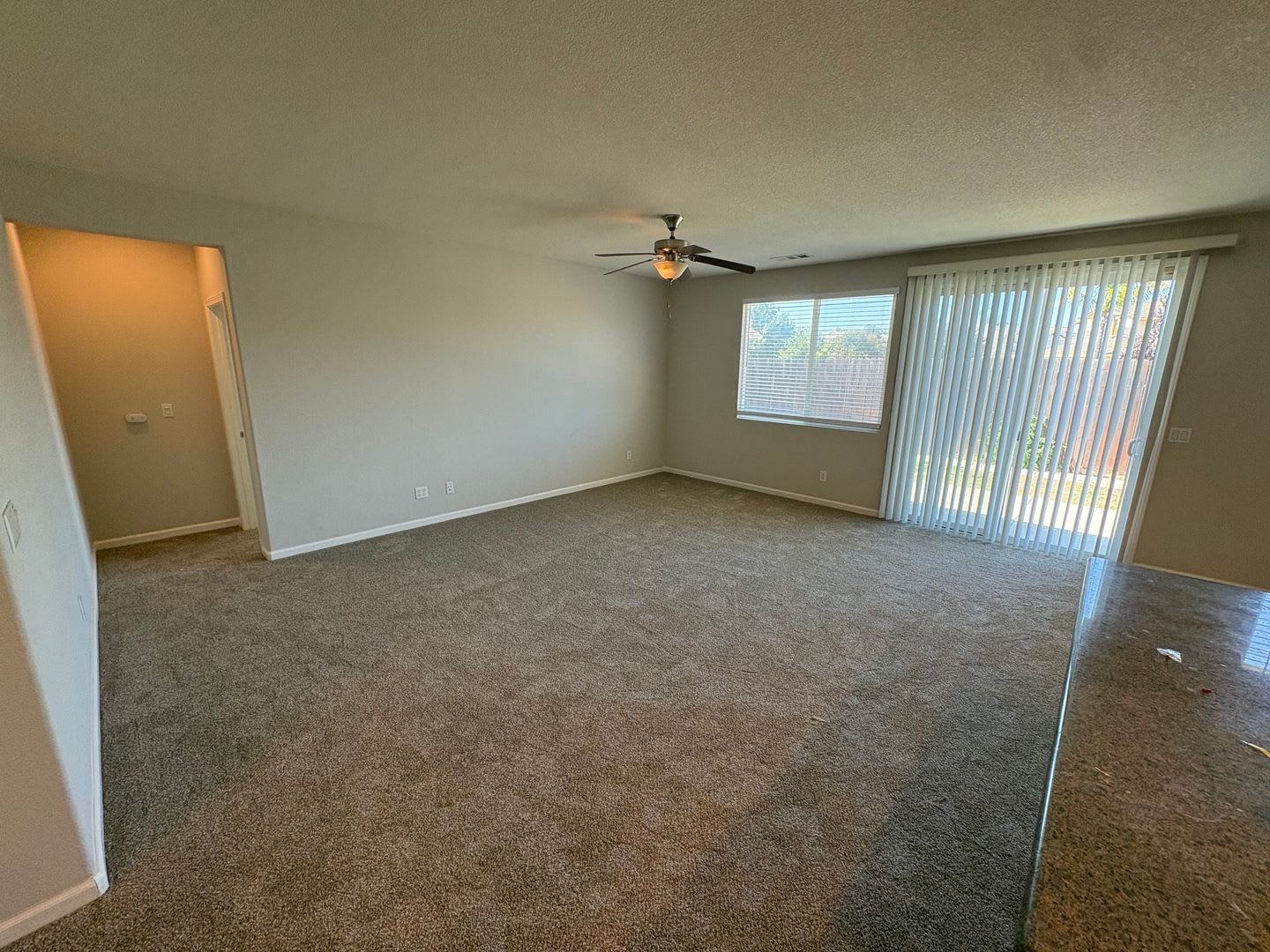 Spacious 4 Bed 2 Bath Home with Solar! – photo 5