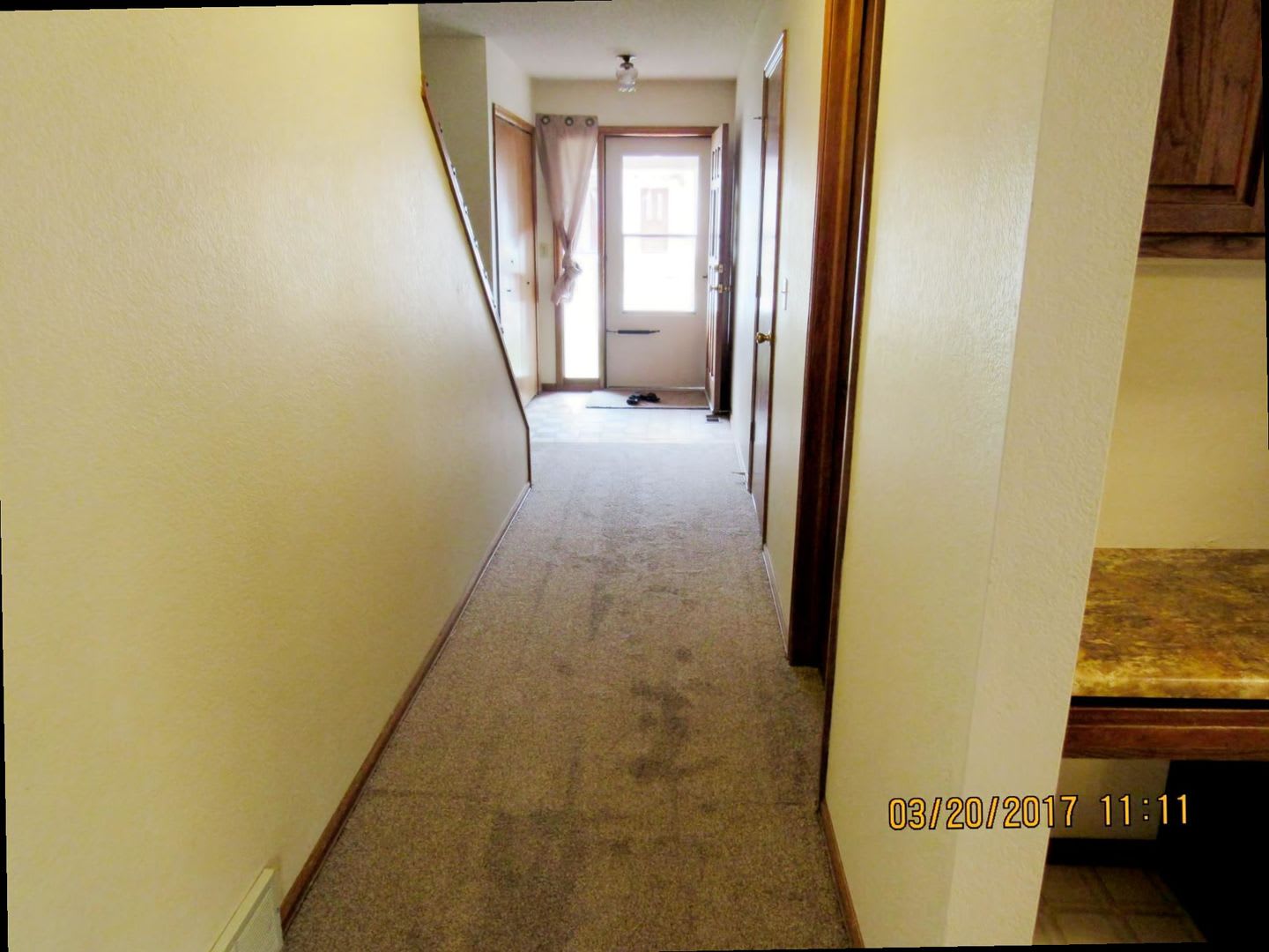 375 Wildrose Lane – photo 2