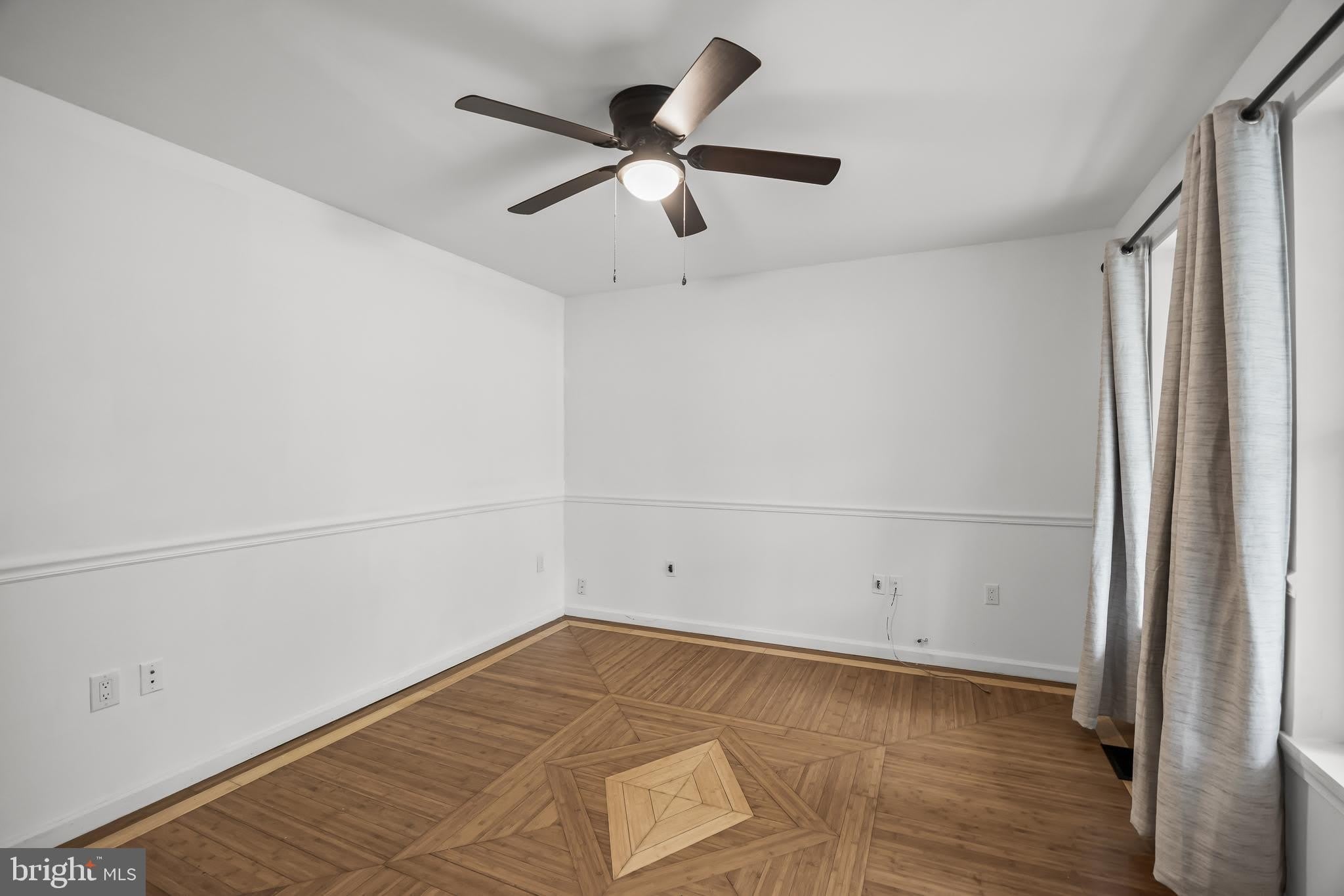 109 6TH AVE – photo 5