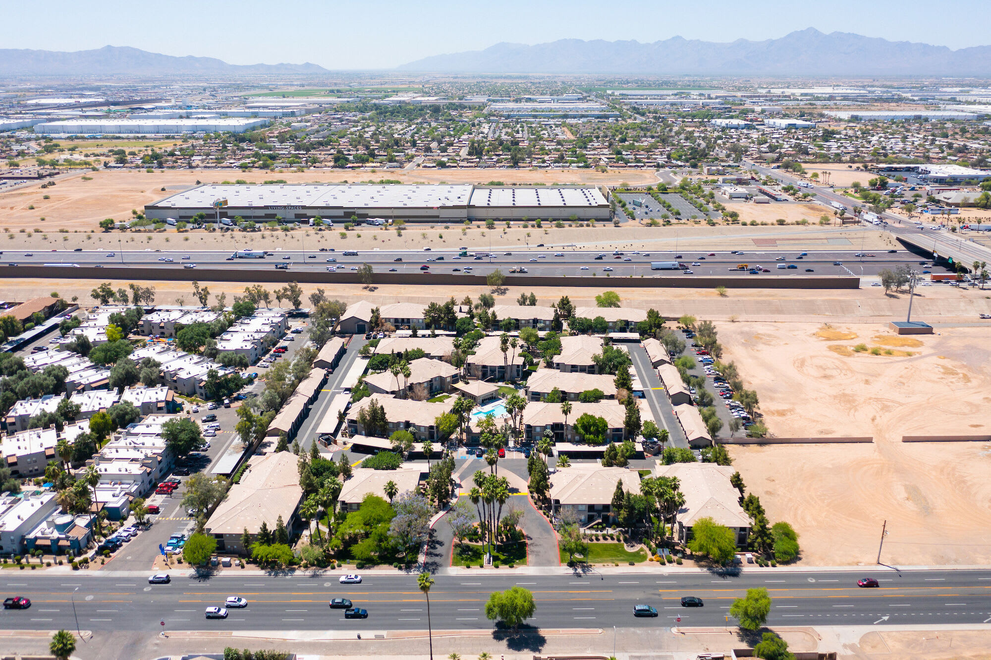 Sol District – photo 2