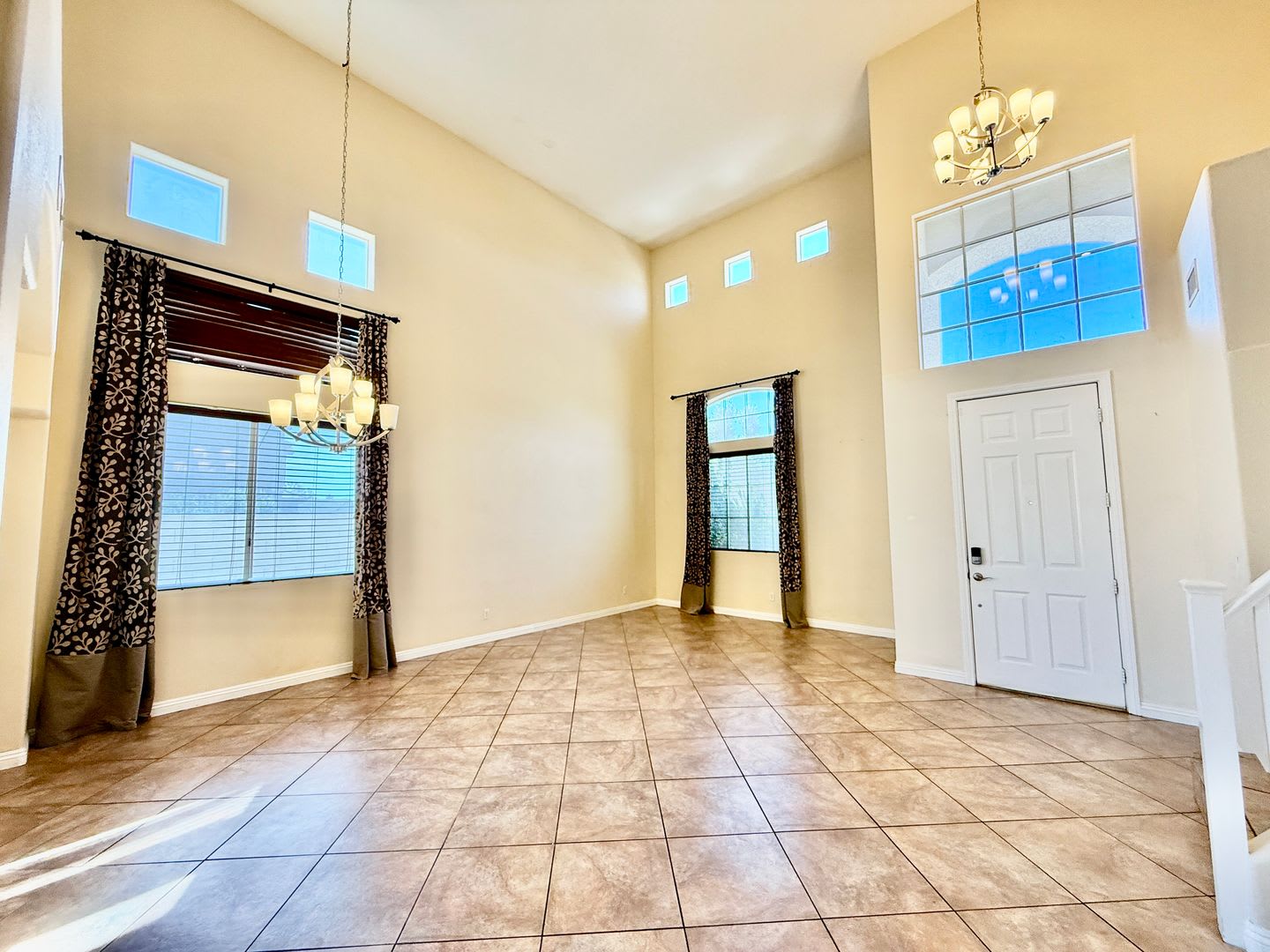 6800 Fruit Flower Ave. – photo 3