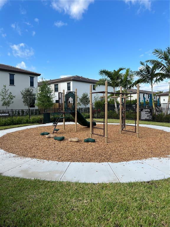 221 Southwest 159Th Way – photo 2