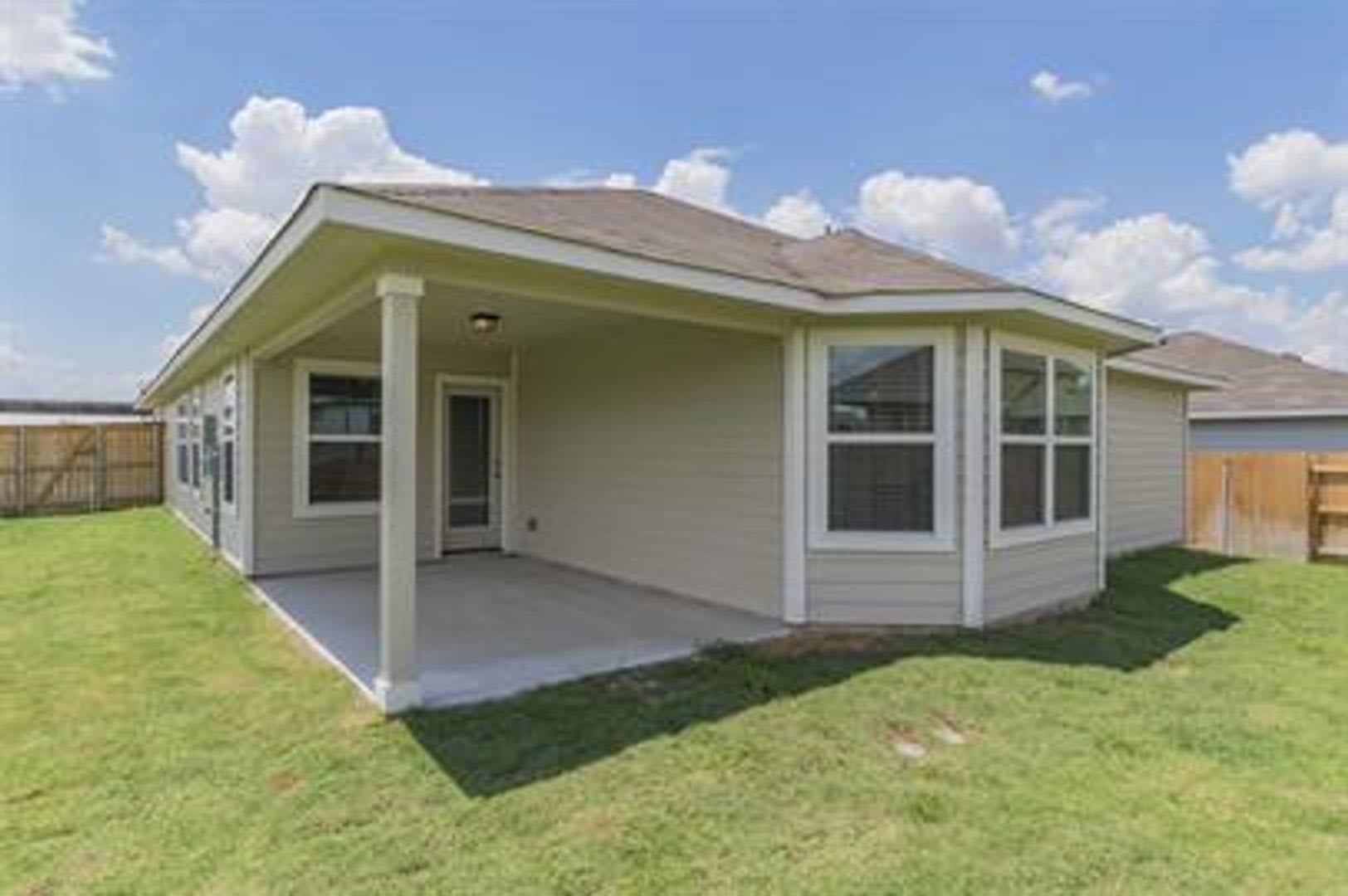 204 Rollingwood Dr San Marcos Tx 78666 – photo 2