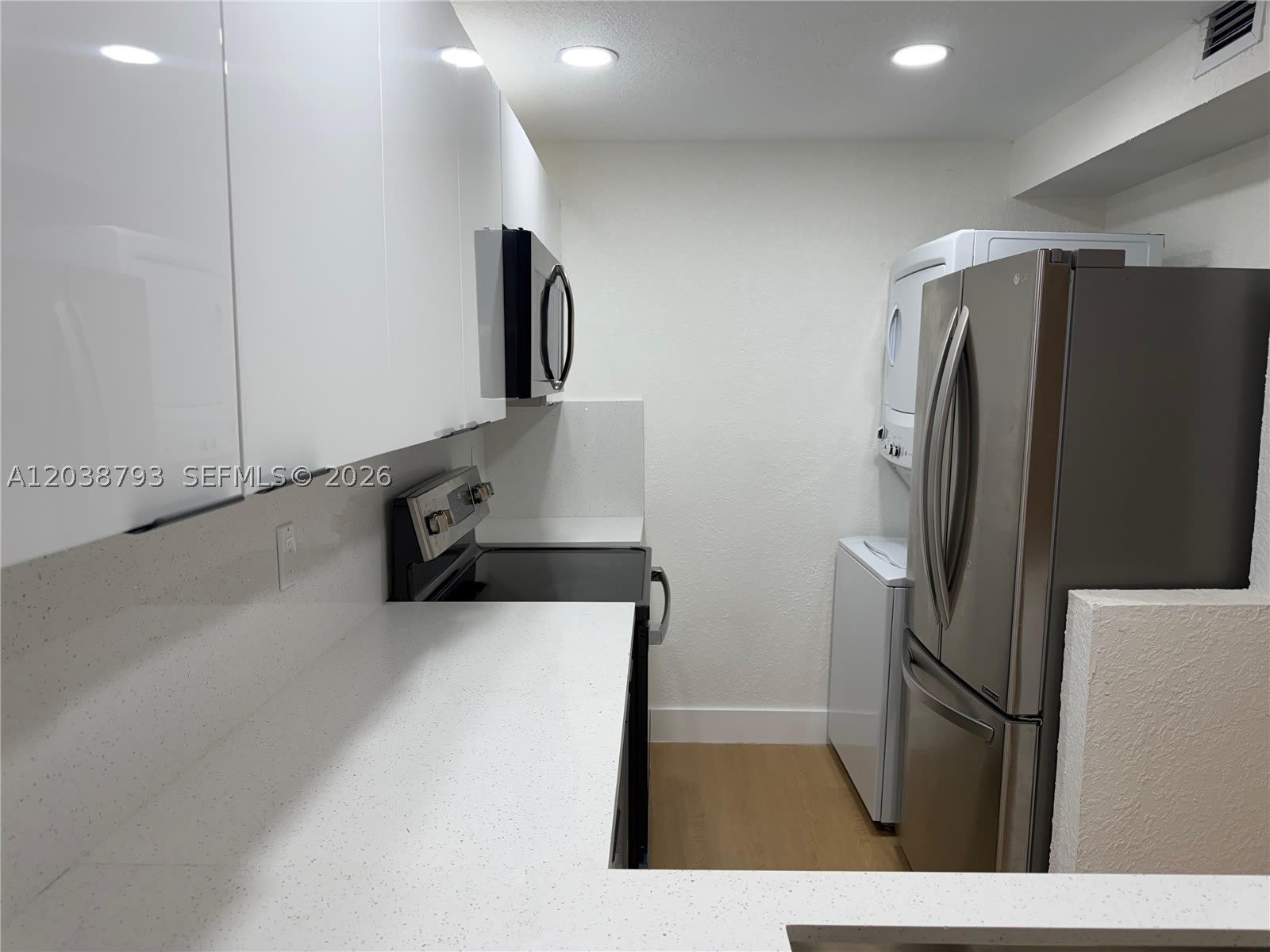 3540 N University Dr – photo 4