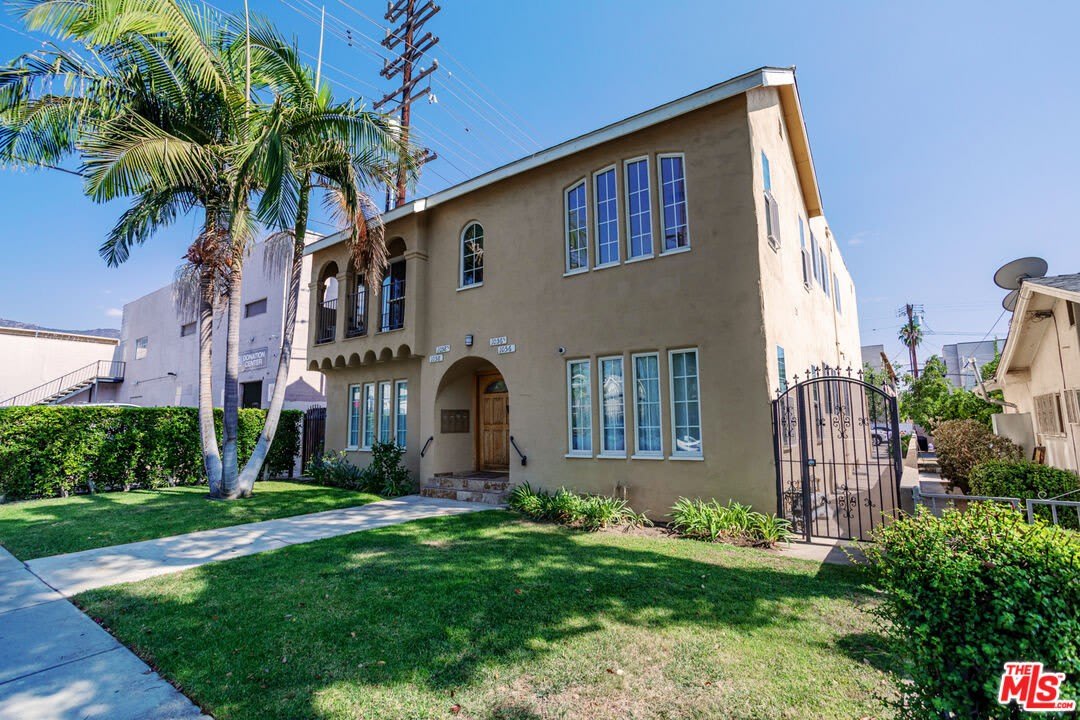 1056 WINCHESTER Ave – photo 1