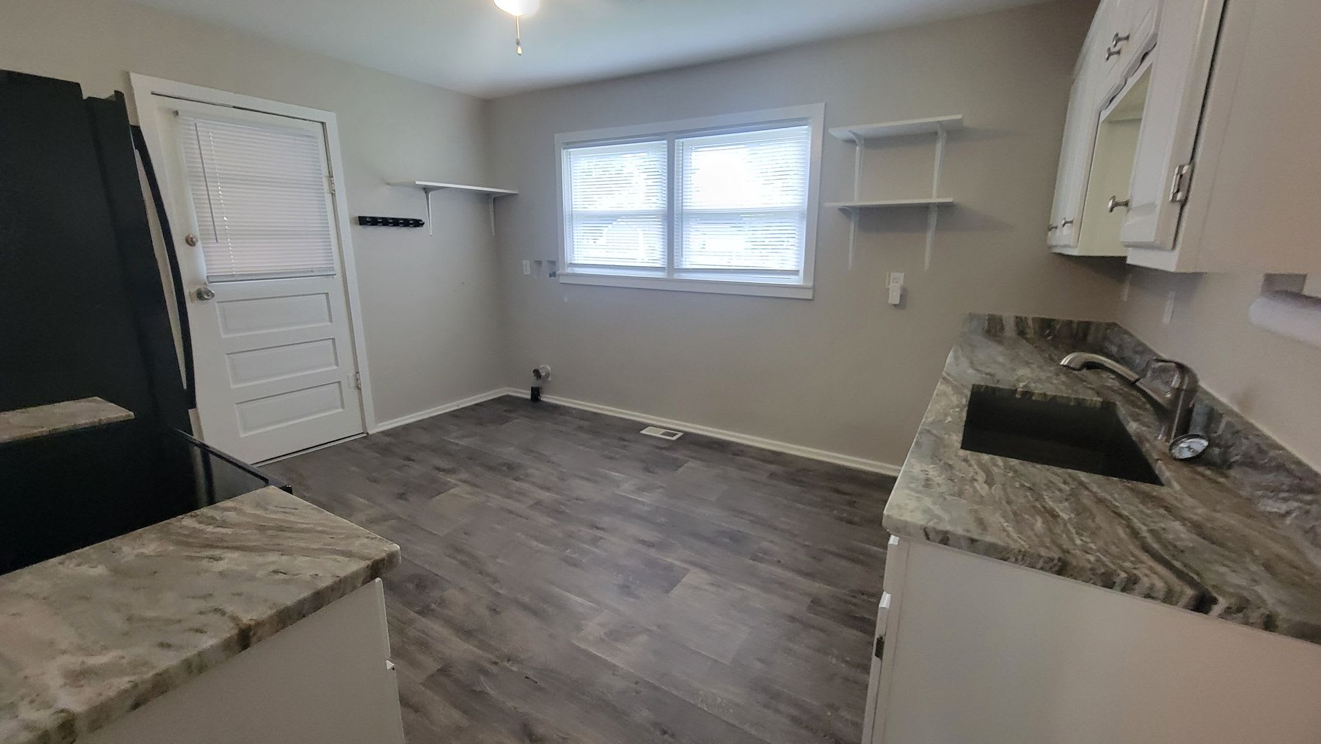 2 Bedroom House In Jeffersontown – photo 5