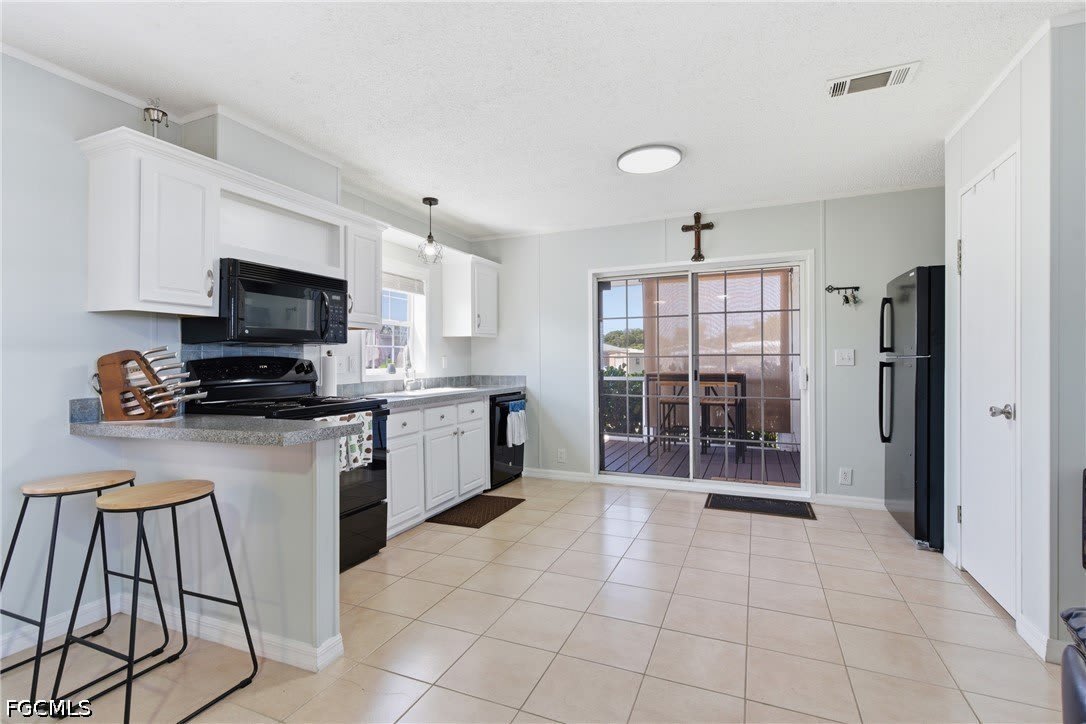 5558 Palm Beach Boulevard – photo 2