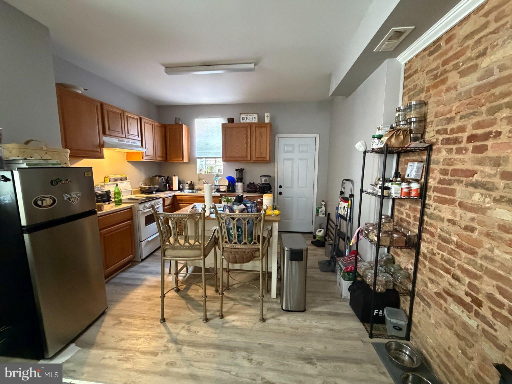 1638 COLE Street – photo 3