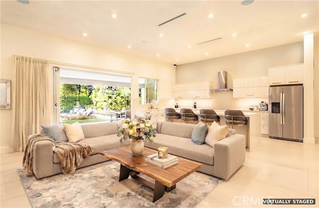 5657 Wilkinson Avenue – photo 3