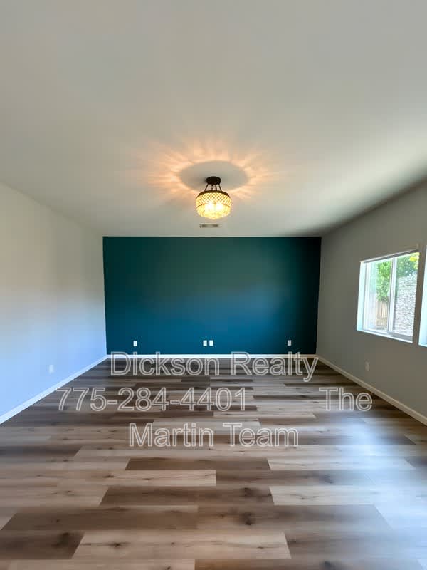 11042 Marymount Drive – photo 4
