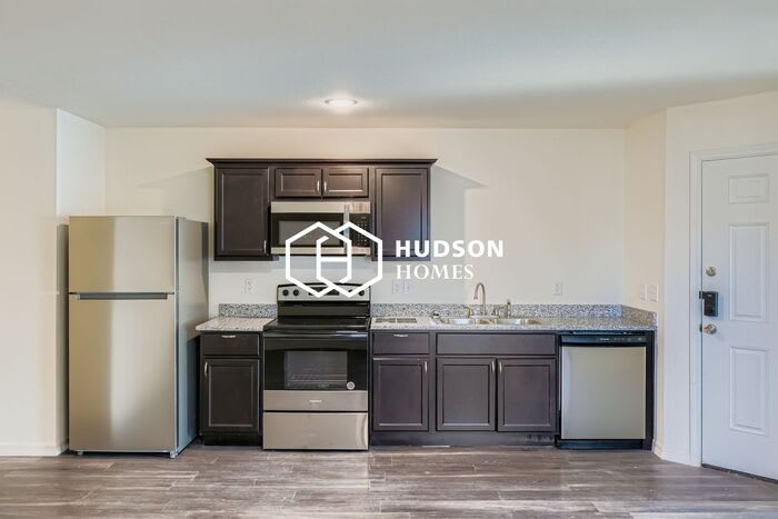 1432 Northwest 11Th Avenue – photo 5