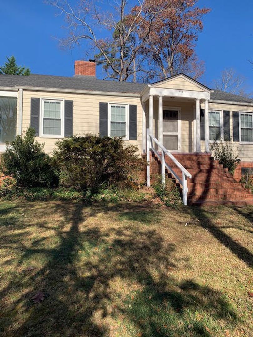 House – photo 1