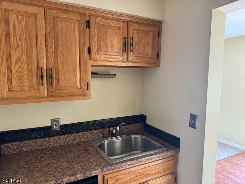 705 Bryant Dr – photo 5