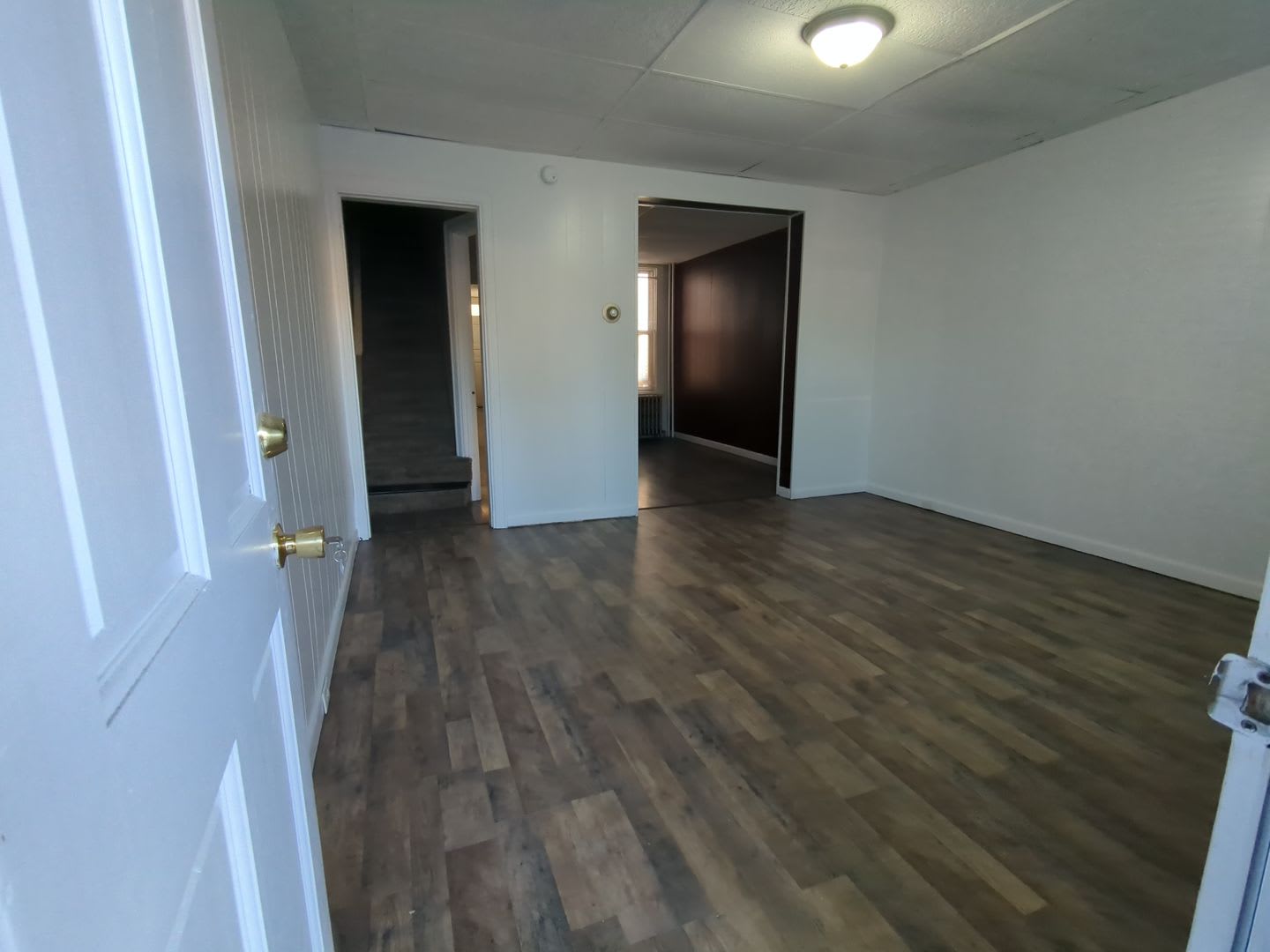 Recently renovated 4/5 Bedroom house in West York School District – photo 2