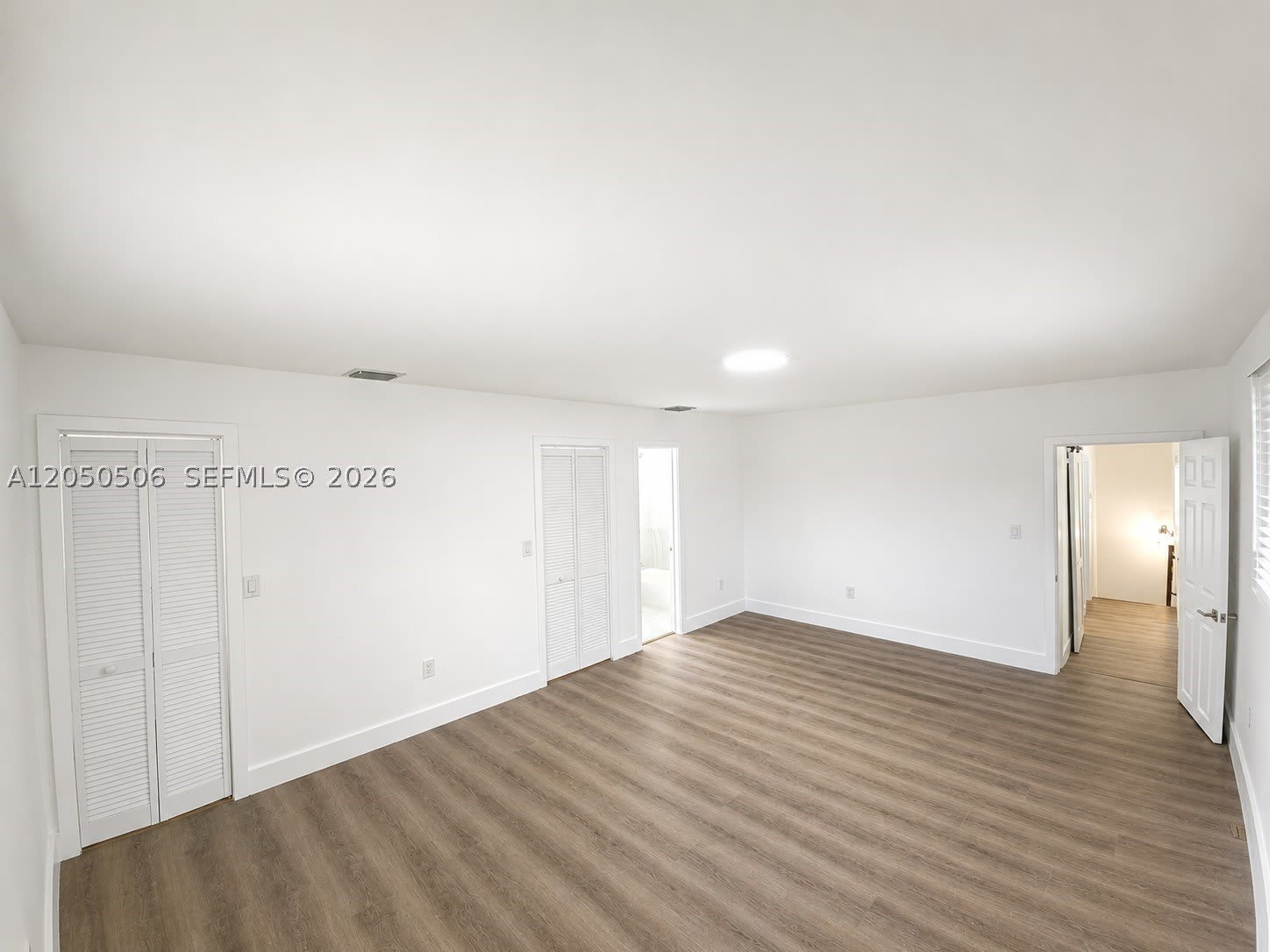 5190 E 1st Ave – photo 4