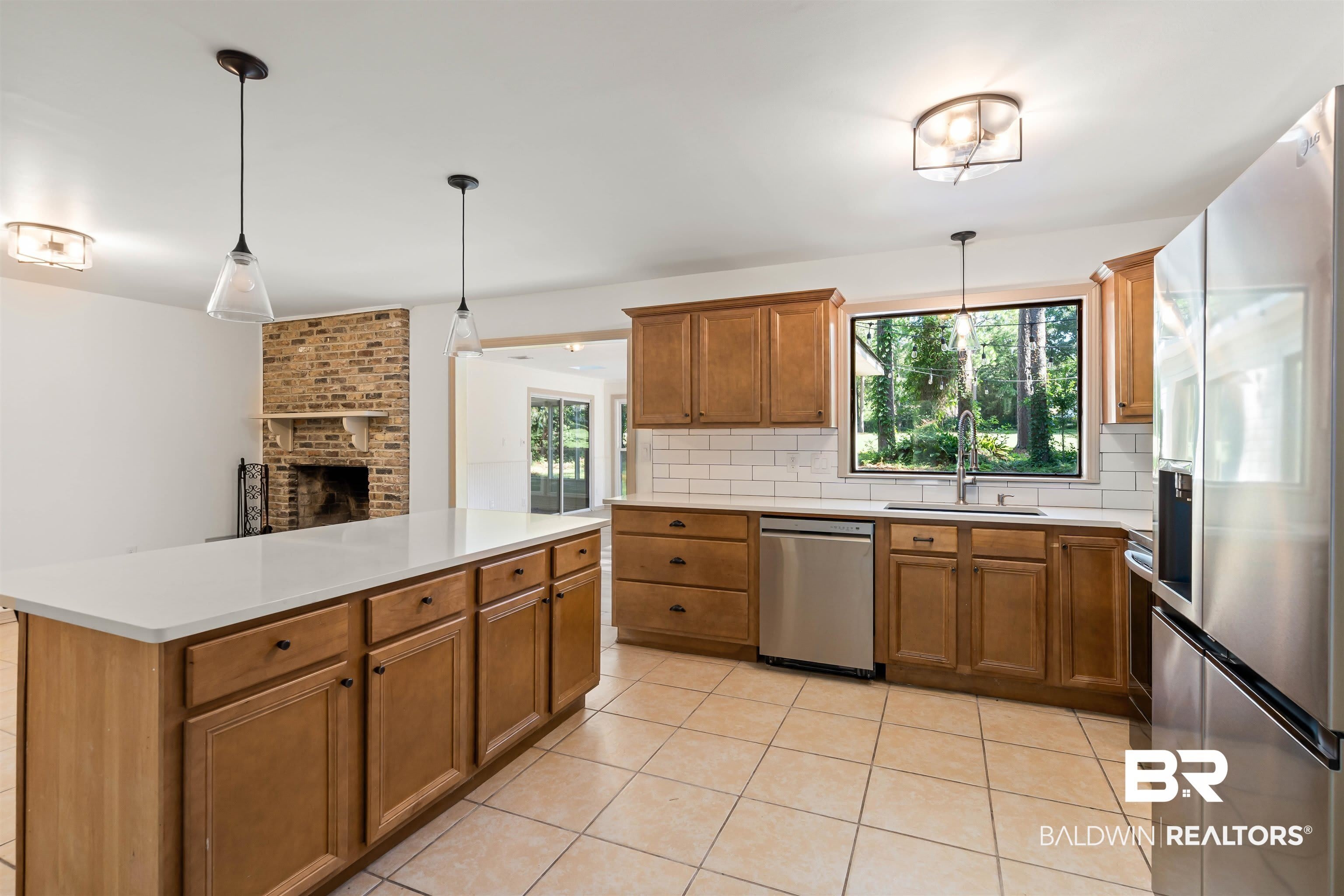 167 Rolling Hill Drive – photo 3