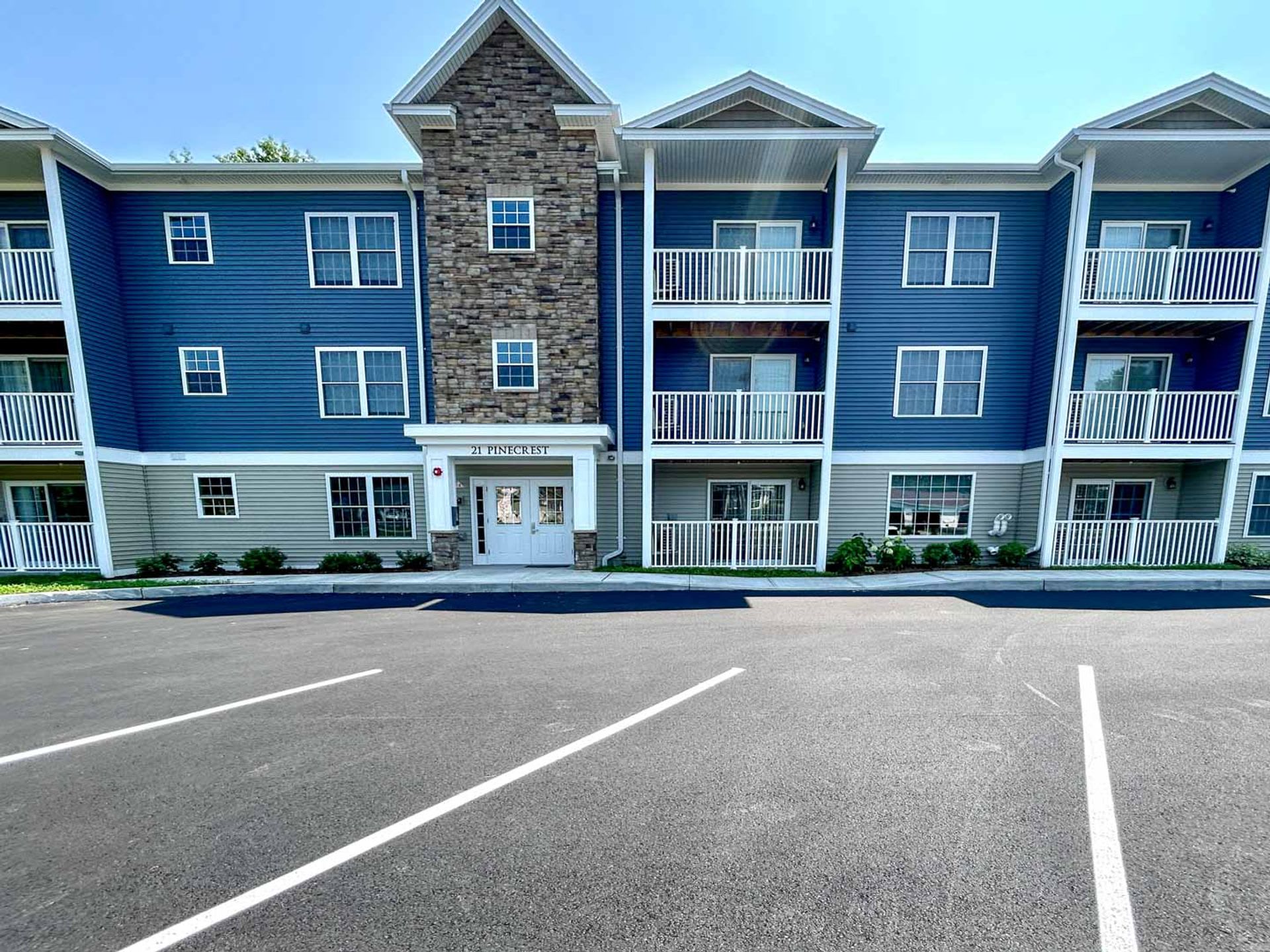 2 Bed 2 Bath Independent Senior Living 55 Years Of Age Heat Hot Water Electricity Included – photo 5