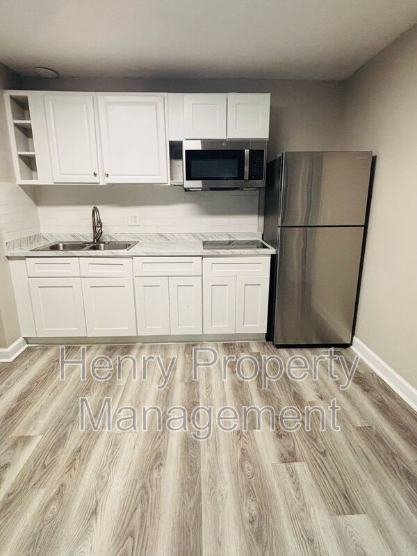 1120 Drew Street – photo 5