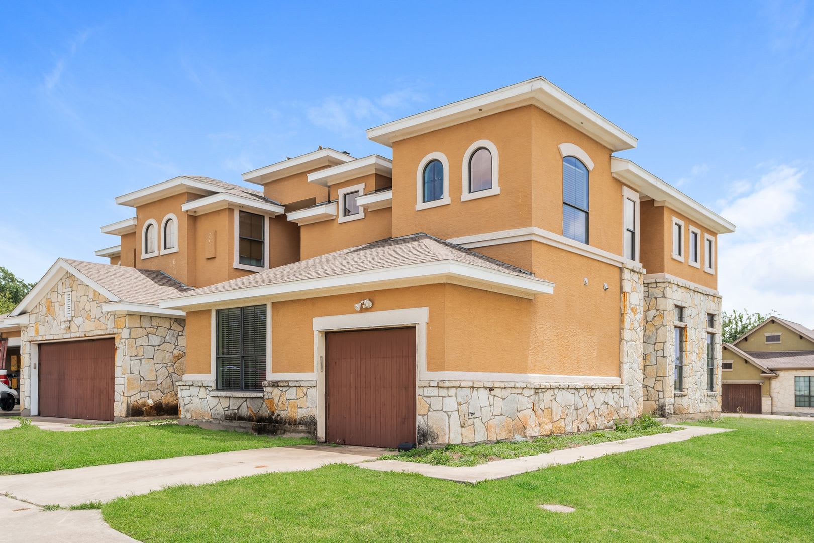 Amazing home ready to move in! – photo 4