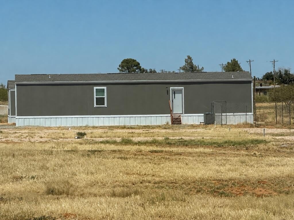 2606 W County Rd 140 – photo 1