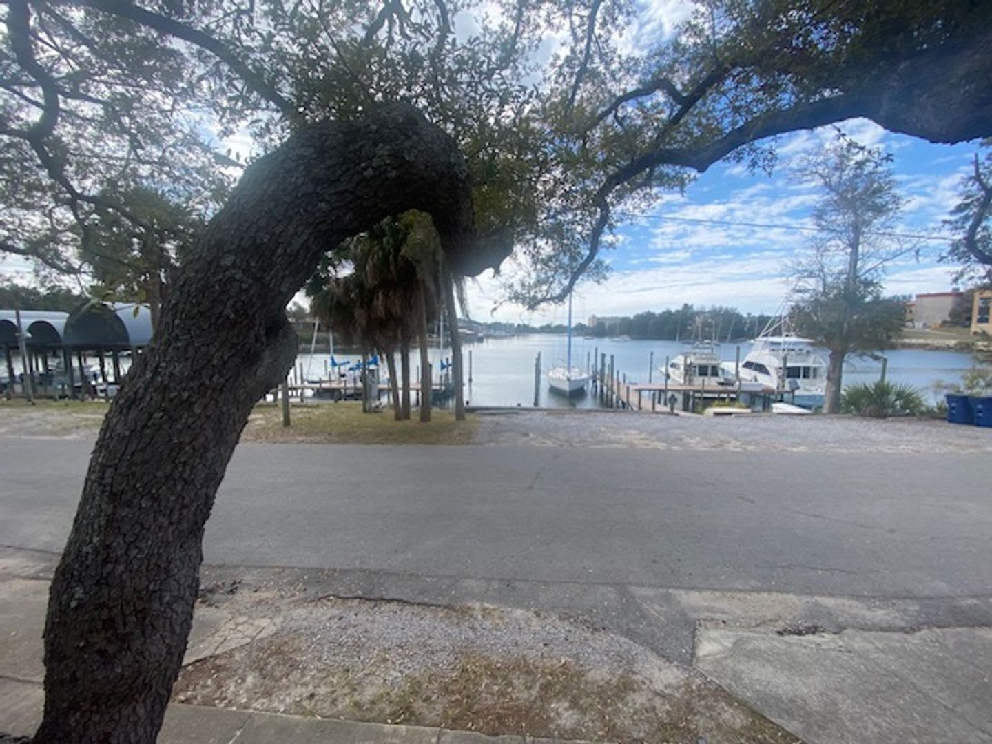 Cozy Economical Unit In The Cove W Waterfront Views Of Massalina Bayou Marina – photo 3