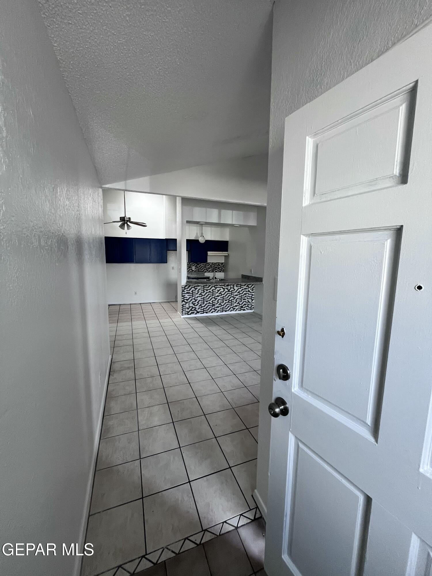 5524 Oakbriar Circle – photo 2