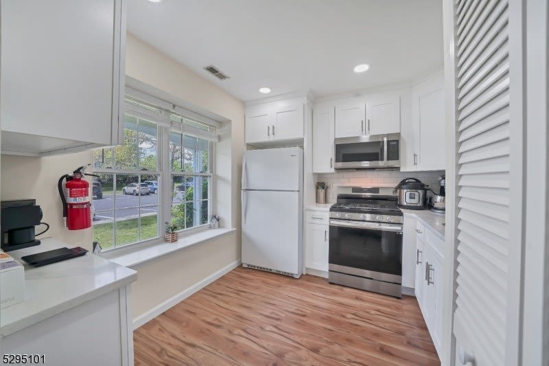 115 Wycombe Pl – photo 3