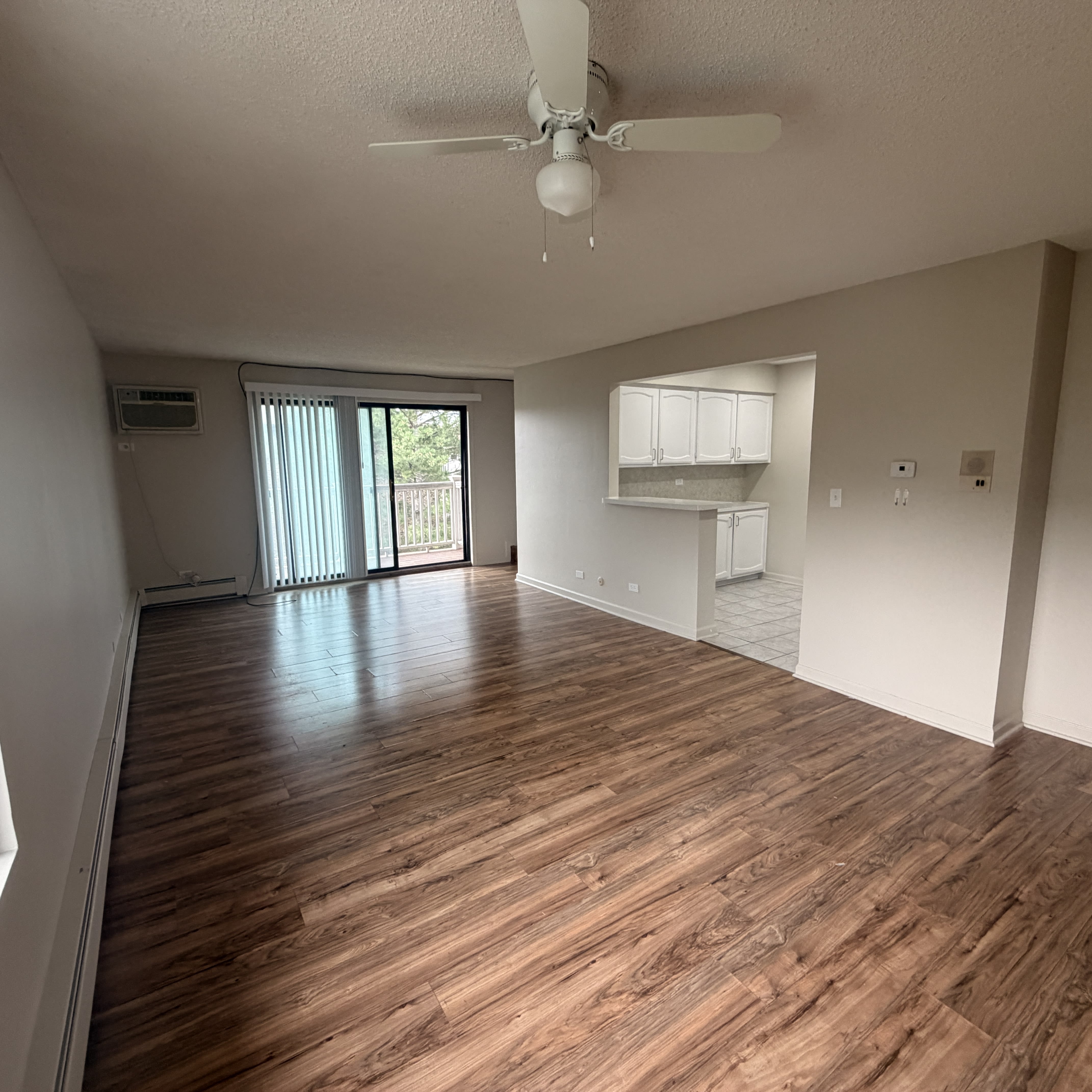 153 North Gregory Street – photo 1