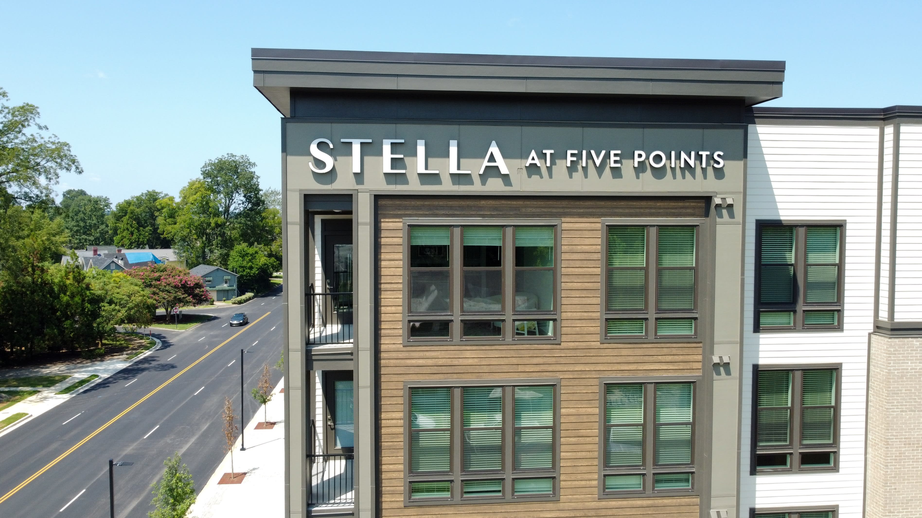 Stella at Five Points – photo 2