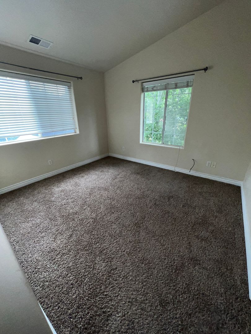Westside Flagstaff 3 Bed/2.5 Bath Townhouse: $2,150.00 – photo 5