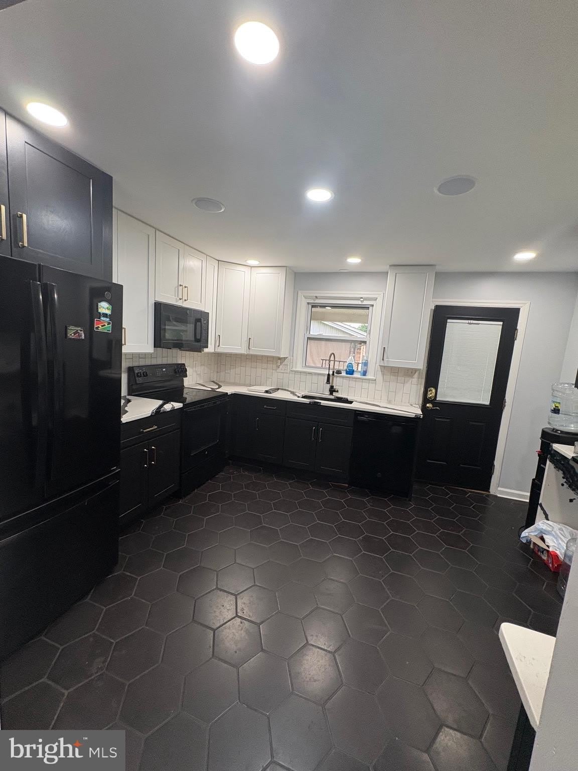 6003 Joyce Drive – photo 5