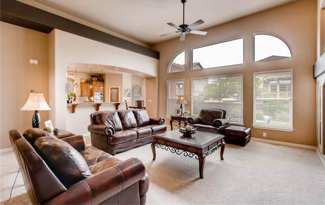 Absolutely Gorgeous Pine Creek Home 5 Bedroom, 5 Bath with fenced yard. – photo 3