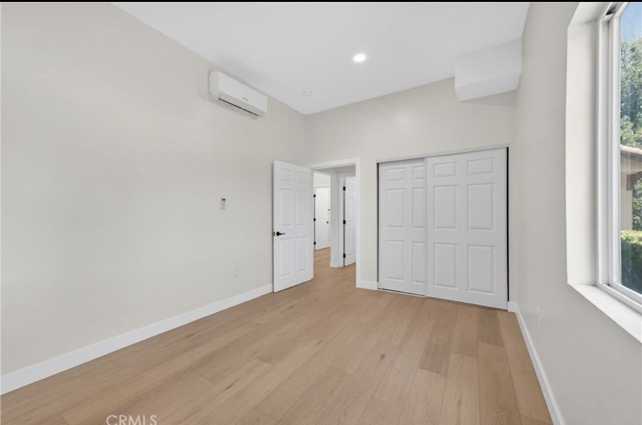 762 North Huntington Street – photo 3