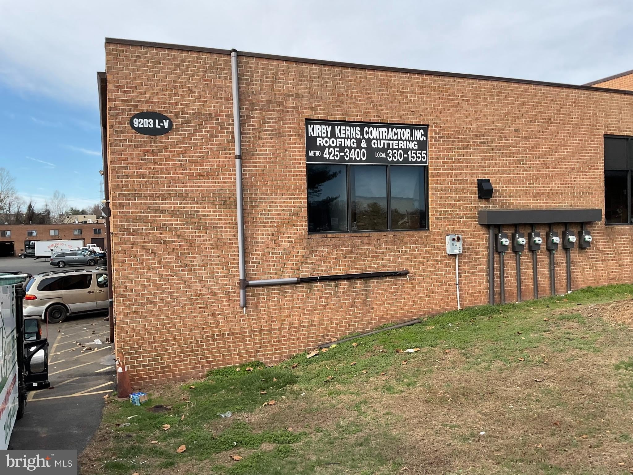 9203 ENTERPRISE Court – photo 3