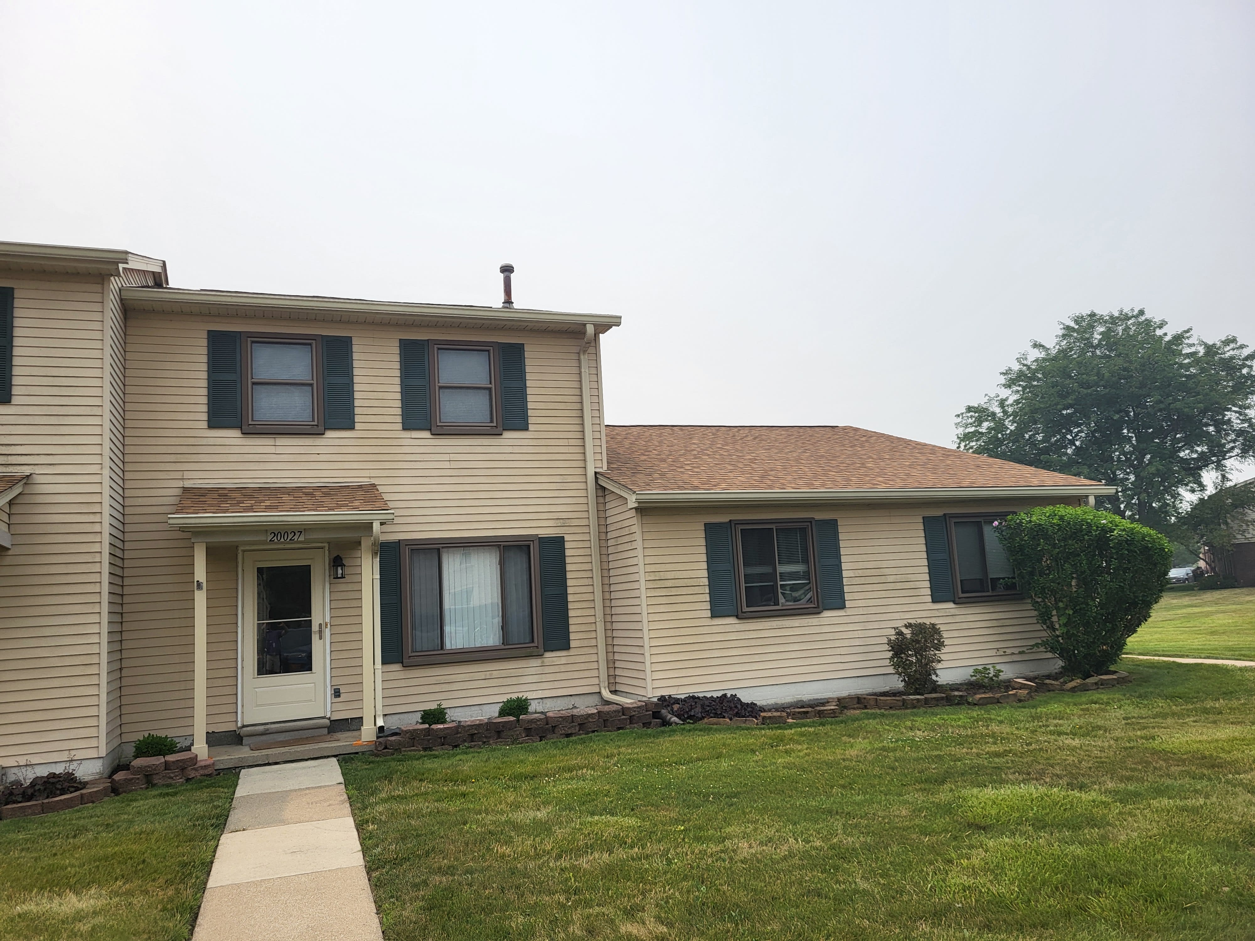 20027 Village Green Ct – photo 1