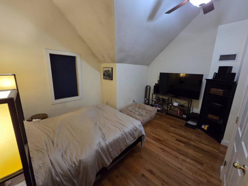 124 West 7Th St – photo 4