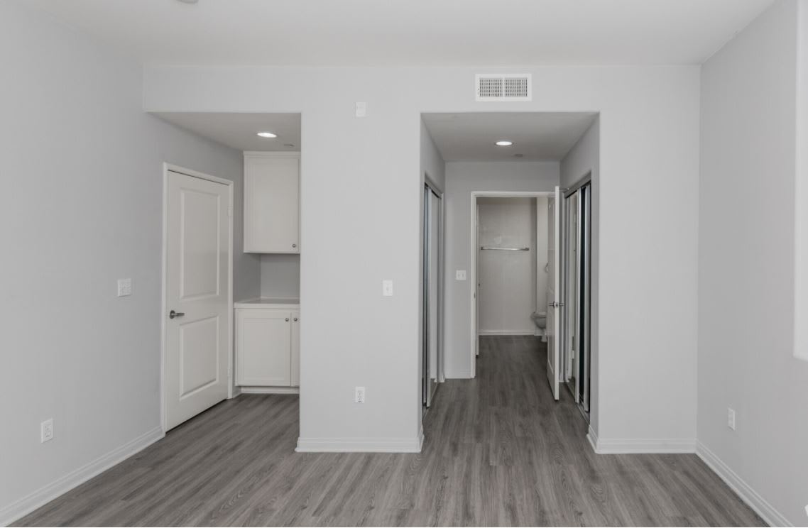 Mh 1186 W 37Th Pl – photo 4