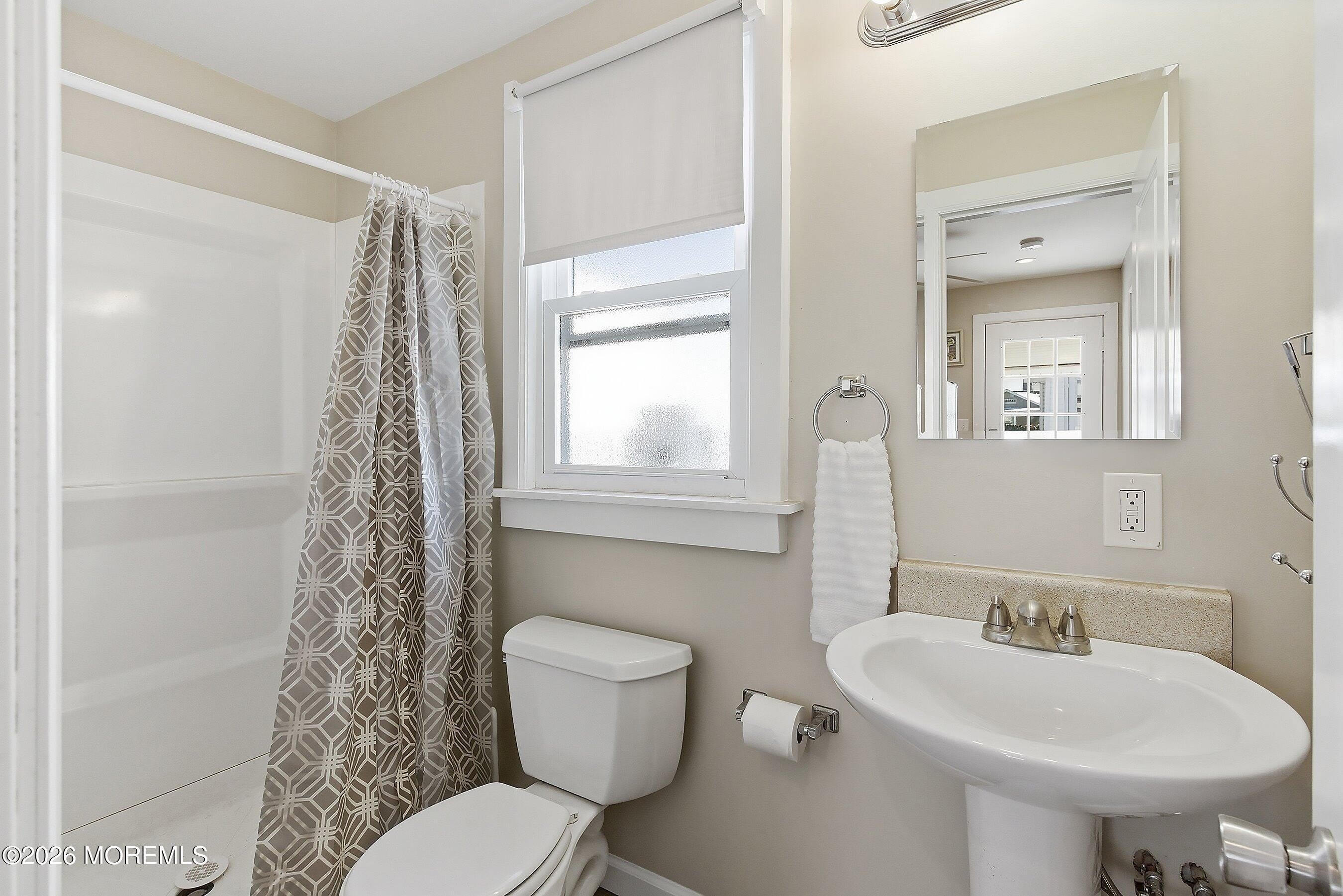 206 16th Avenue – photo 2