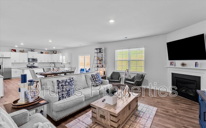 349 Willowbrooke Way – photo 4